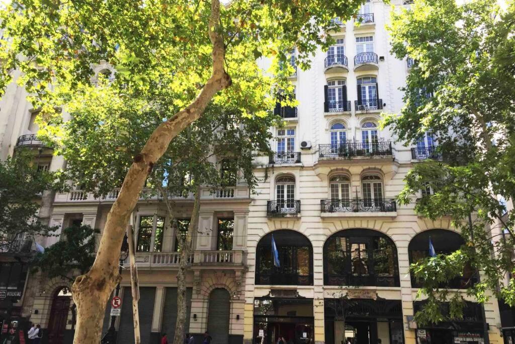 Duplex En Centro Historico Y Turistico Sobre Av. De Mayo 부에노스아이레스 외부 사진