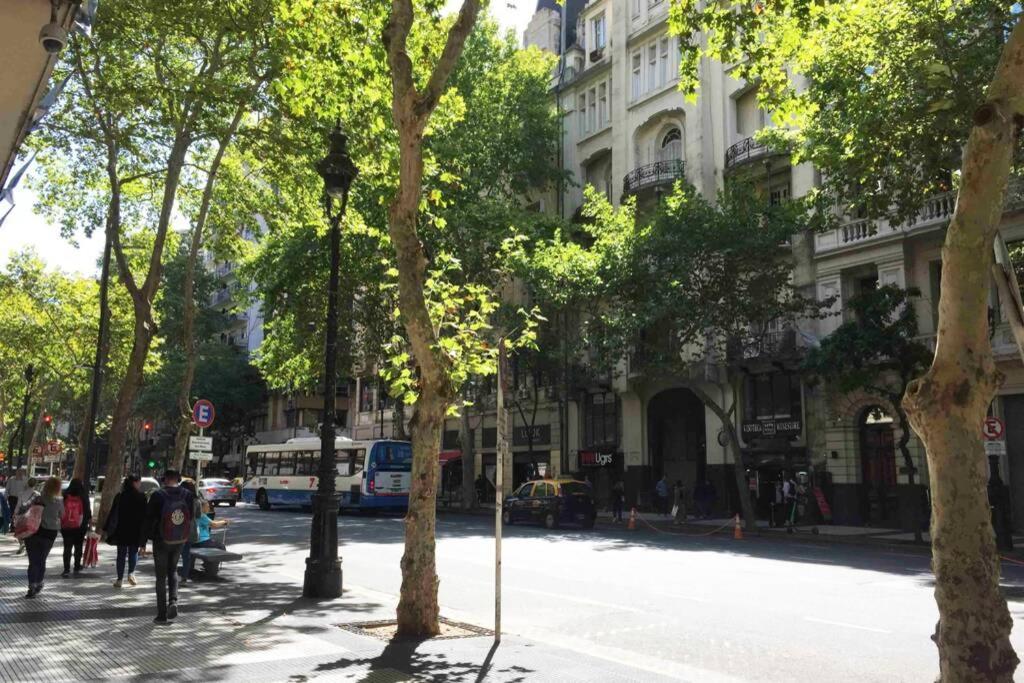 Duplex En Centro Historico Y Turistico Sobre Av. De Mayo 부에노스아이레스 외부 사진