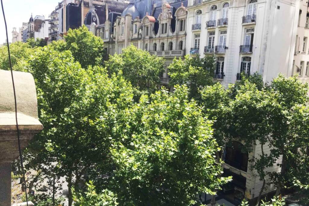 Duplex En Centro Historico Y Turistico Sobre Av. De Mayo 부에노스아이레스 외부 사진