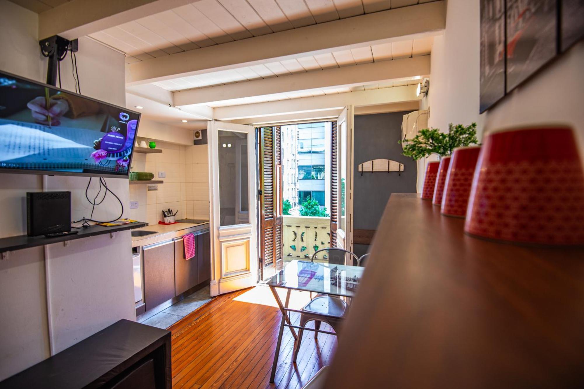 Duplex En Centro Historico Y Turistico Sobre Av. De Mayo 부에노스아이레스 외부 사진