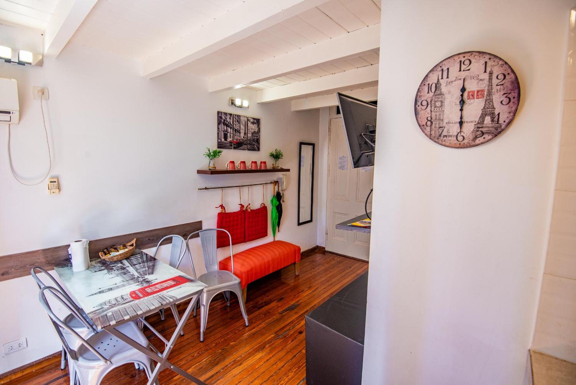 Duplex En Centro Historico Y Turistico Sobre Av. De Mayo 부에노스아이레스 외부 사진